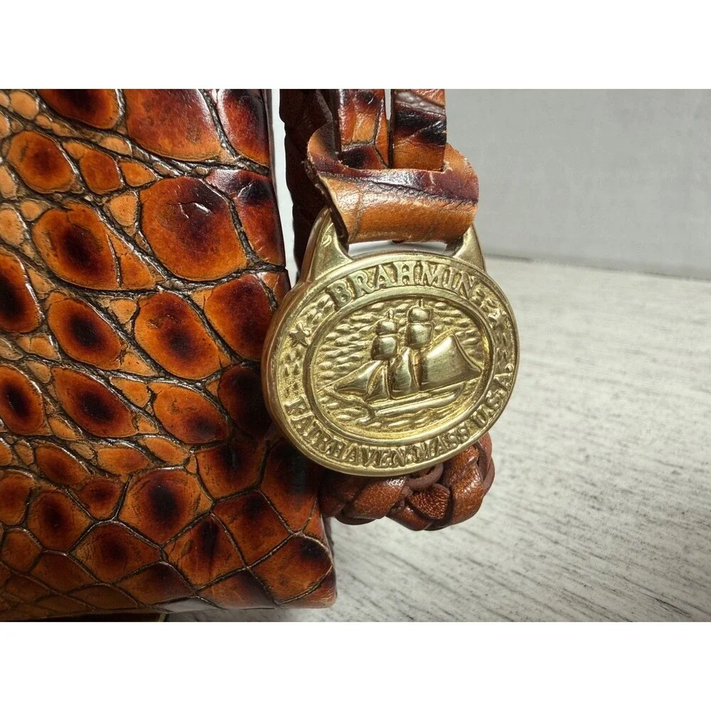 Brahmin Pecan Melbourne Croc Embossed Leather Crossbody Bag Organizer Vintage